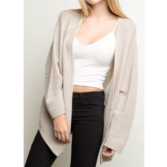 Brandy Melville Sweaters - 3/$20 Brandy Melville open cardigan